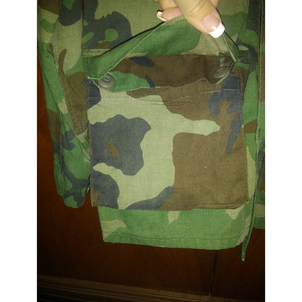 Authentic Army Coat - Picture 5 of 8
